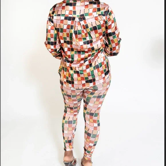 Cubic 2pc Set - Picture 4 of 4